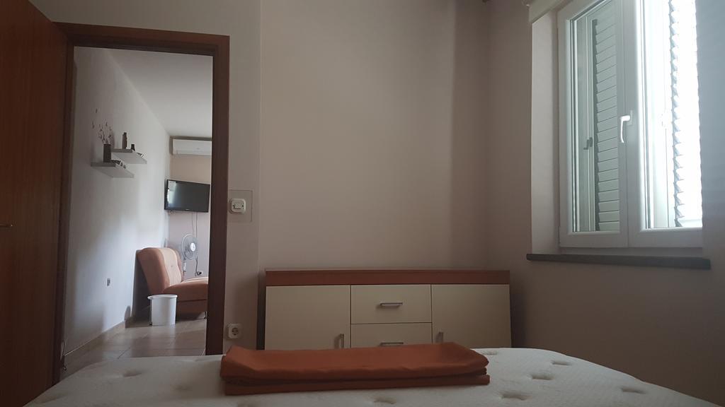 Apartments Mrdelja 沃希 外观 照片